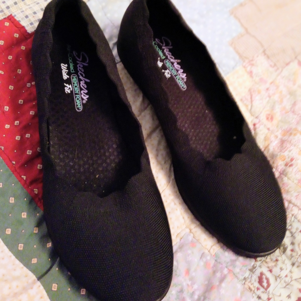 Skechers Women's Black Flats